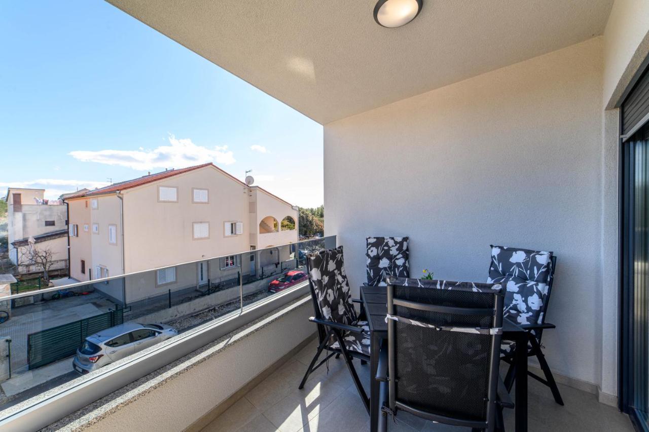 Appartamento Apartman Ivana Šibenik Esterno foto